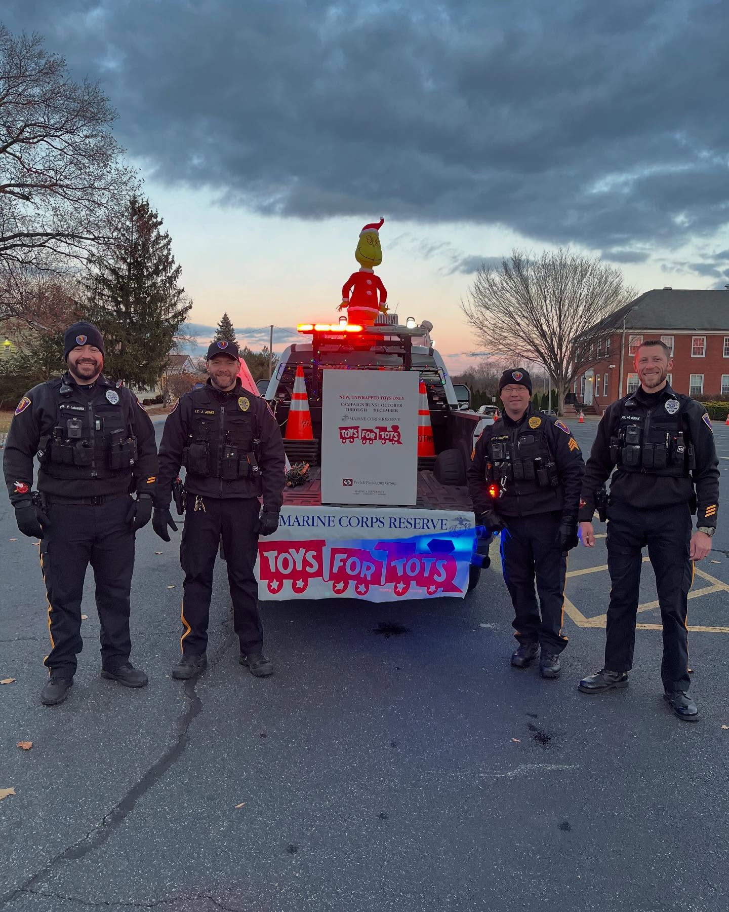 Pequannock PBA Local 172 — Toys for Tots